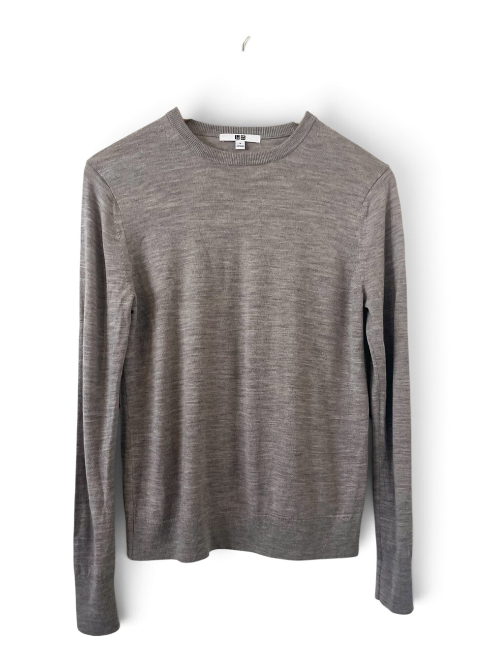 UNIQLO Minimalist Wool Gray Crewneck Sweater Sz Small